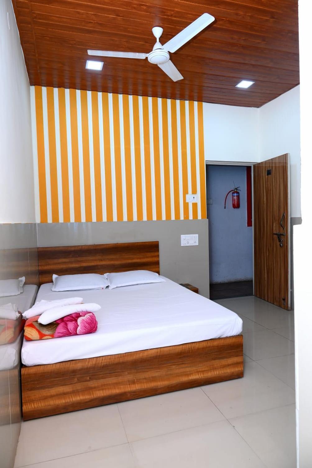 P P Lodging Pune Exterior foto