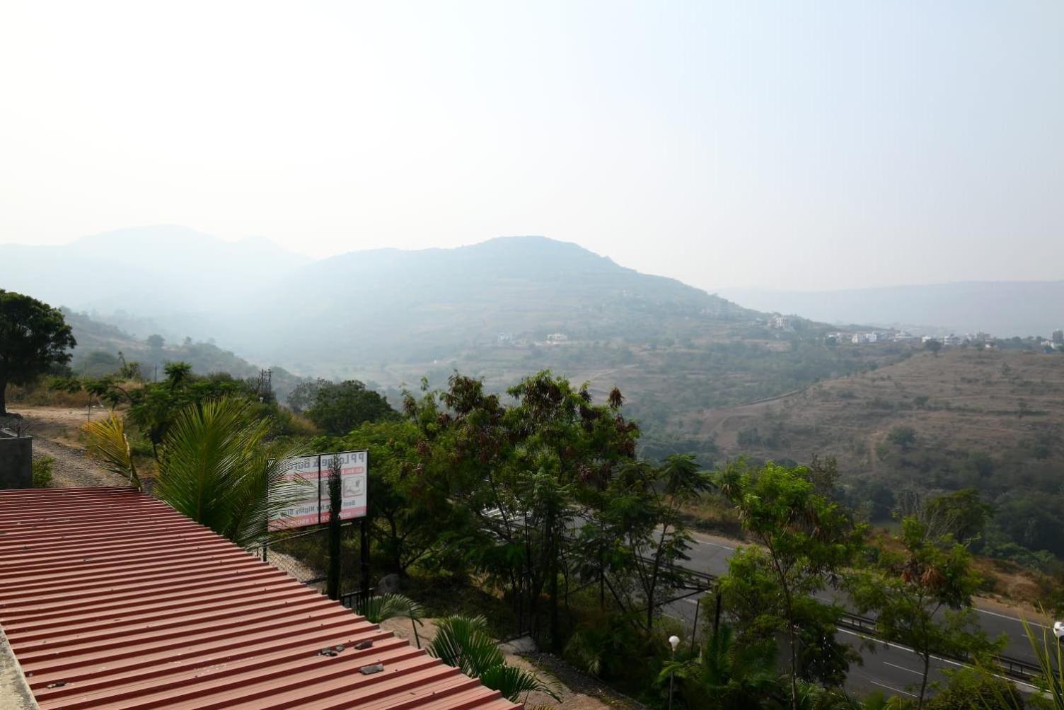 P P Lodging Pune Exterior foto